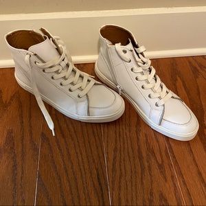 Frye and co Sindy moto high